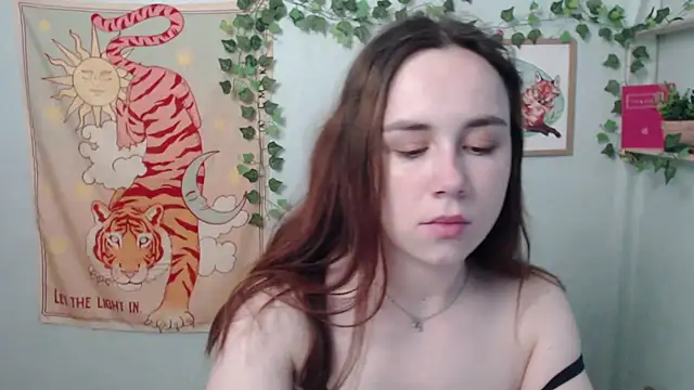 Snapshot of VeryVeryVeryShy_ chatting on 05.30.26 VeryVeryVeryShy online show from 05.30.26