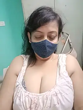 Snapshot of love_suman chatting on 05.23.26 love suman online show from 05.23.26