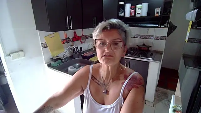 bety-cum2 online show from 03.05.25