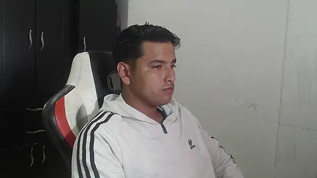 kylian 07 online show from 01.12.26