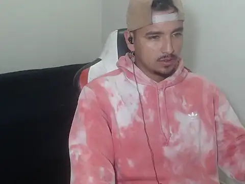 kylian 07 online show from 04.18.26