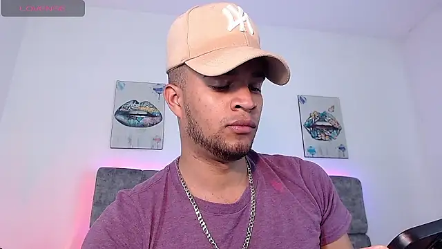 Snapshot of Bigcock_21cm_ chatting on 12.05.24 Bigcock 21cm  online show from 12.05.24