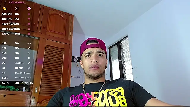 Snapshot of Bigcock_21cm_ chatting on 02.27.25 Bigcock 21cm  online show from 02.27.25