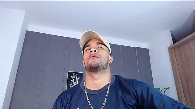 Snapshot of Bigcock_21cm_ chatting on 03.14.25 Bigcock 21cm  online show from 03.14.25