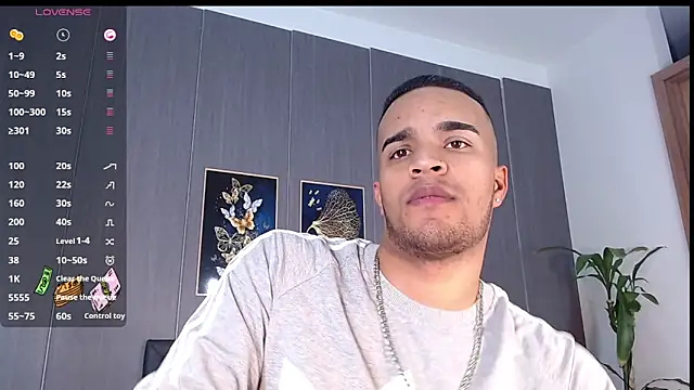 Snapshot of Bigcock_21cm_ chatting on 03.18.25 Bigcock 21cm  online show from 03.18.25