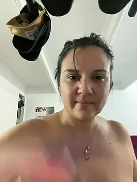 SWEETLILY18 online show from 01.18.25