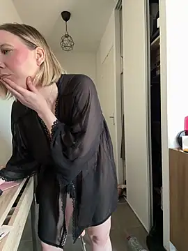 dollssfr online show from 03.05.25