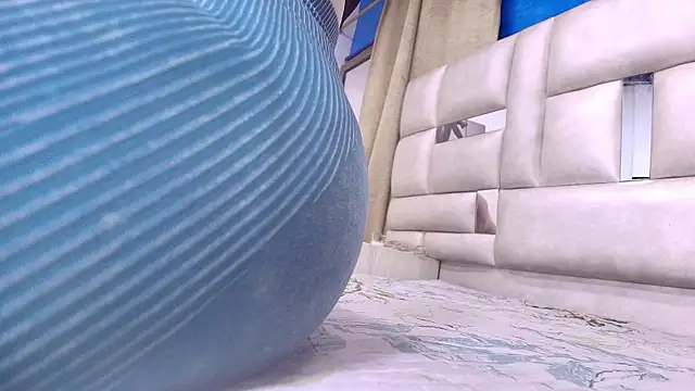 leon gaby online show from 02.18.25