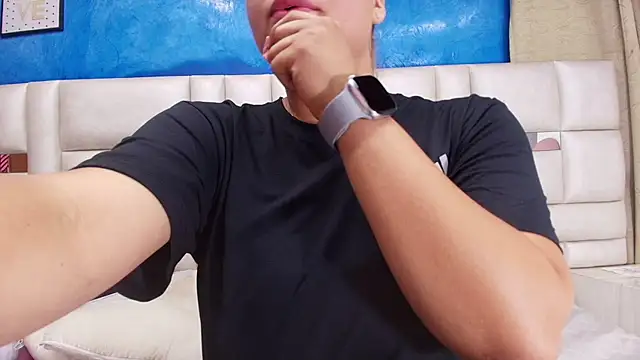 leon gaby online show from 02.25.25