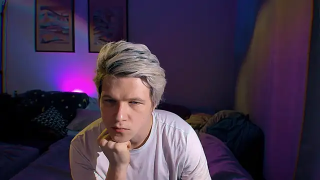 Breston Sweet online show from 09.22.25