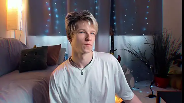 Breston Sweet online show from 04.14.26