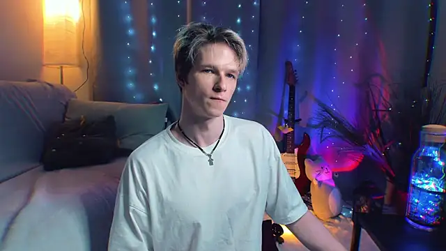 Snapshot of Breston_Sweet chatting on 04.21.26 Breston Sweet online show from 04.21.26