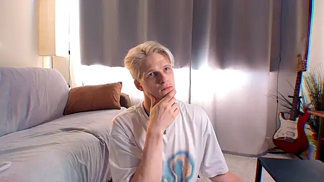 Snapshot of Breston_Sweet chatting on 07.17.26 Breston Sweet online show from 07.17.26