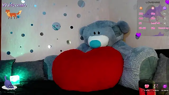 Snapshot of GENTLY--EVIL chatting on 05.15.26 GENTLY--EVIL online show from 05.15.26