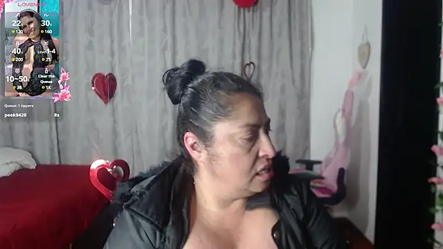 Snapshot of Keyla01_ chatting on 02.24.25 Keyla01 online show from 02.24.25