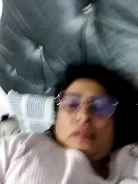 Snapshot of Keyla01_ chatting on 03.11.25 Keyla01 online show from 03.11.25