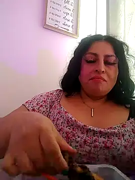 Snapshot of Keyla01_ chatting on 03.14.25 Keyla01 online show from 03.14.25