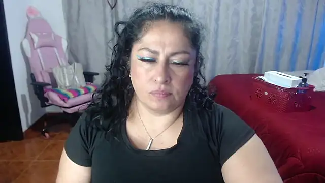 Snapshot of Keyla01_ chatting on 03.19.25 Keyla01 online show from 03.19.25