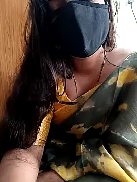 Snapshot of yoursana- chatting on 12.29.24 yoursana- online show from 12.29.24