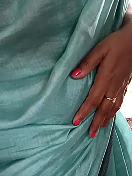 Snapshot of yoursana- chatting on 03.19.25 yoursana- online show from 03.19.25