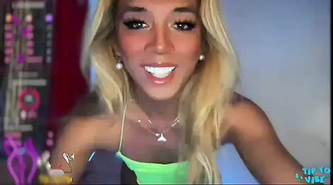 Snapshot of cockprincess_diannaxx chatting on 01.16.25 cockprincess diannaxx online show from 01.16.25