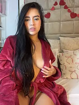 Victoria adaams online show from 02.07.25