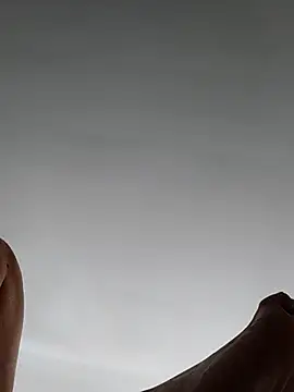 Kissmyfeetnow online show from 02.21.25