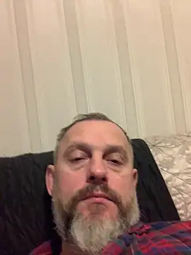 Snapshot of GHsveter chatting on 12.20.25 GHsveter online show from 12.20.25