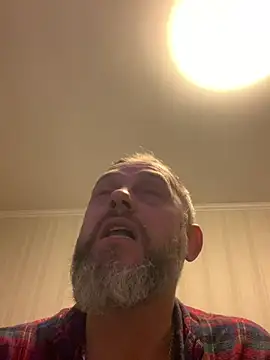 Snapshot of GHsveter chatting on 02.15.26 GHsveter online show from 02.15.26