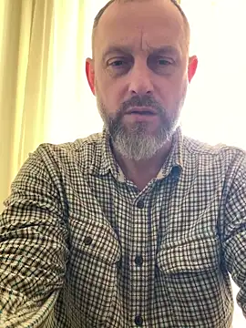 Snapshot of GHsveter chatting on 03.04.26 GHsveter online show from 03.04.26