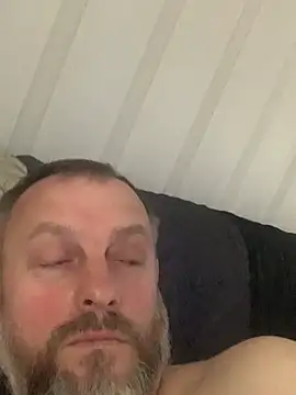 Snapshot of GHsveter chatting on 03.20.26 GHsveter online show from 03.20.26