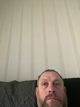 Snapshot of GHsveter chatting on 03.23.26 GHsveter online show from 03.23.26