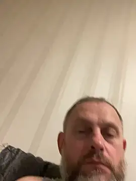 Snapshot of GHsveter chatting on 03.24.26 GHsveter online show from 03.24.26