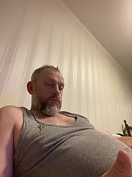 Snapshot of GHsveter chatting on 03.27.26 GHsveter online show from 03.27.26