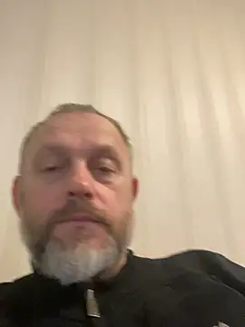 Snapshot of GHsveter chatting on 04.08.26 GHsveter online show from 04.08.26