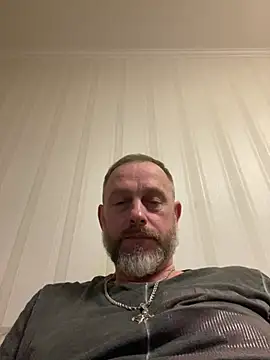 Snapshot of GHsveter chatting on 04.10.26 GHsveter online show from 04.10.26