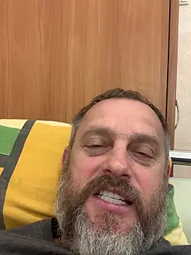 Snapshot of GHsveter chatting on 05.21.26 GHsveter online show from 05.21.26