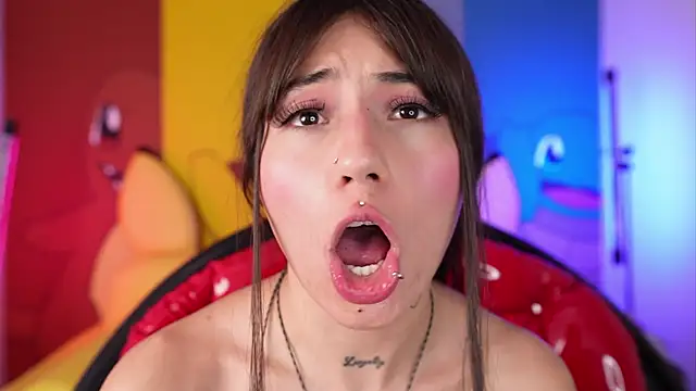 miss sharlotte18 online show from 01.31.26