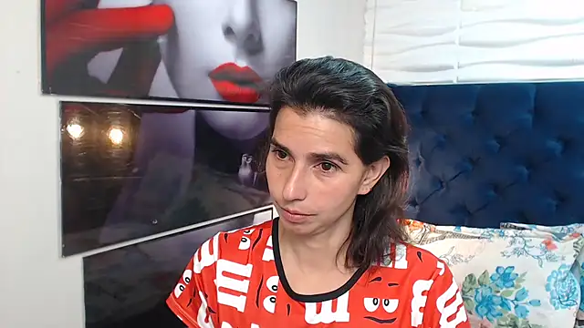 Eva-Williams online show from 02.14.25