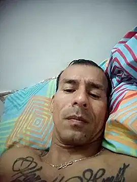 Snapshot of couplepregnantdick20 chatting on 02.05.25 couplepregnantdick20 online show from 02.05.25