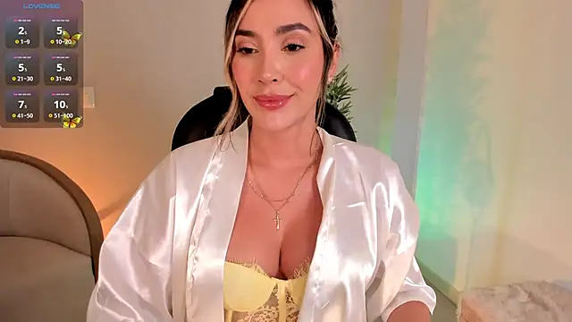 Snapshot of NiaBennet_ chatting on 01.05.26 NiaBennet online show from 01.05.26