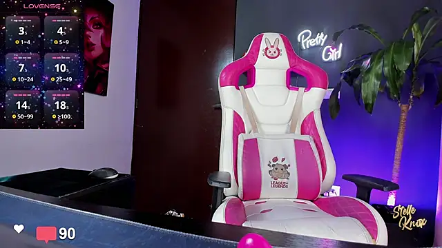 stelleknox  online show from 03.14.25