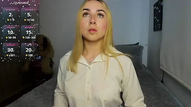 sophi mooreno online show from 02.26.25