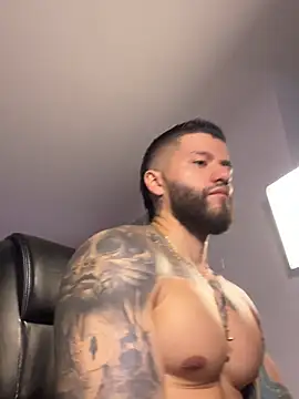 Snapshot of Frank_Farrell chatting on 02.01.26 Frank Farrell online show from 02.01.26