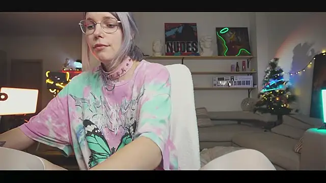 yourprettykate online show from 12.13.24