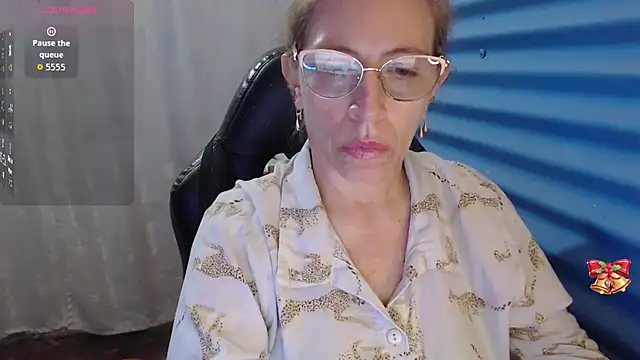 Snapshot of Chayla_Ruiz chatting on 04.14.26 Chayla Ruiz online show from 04.14.26