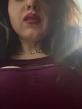 CurlyElisa online show from 03.18.25