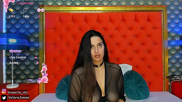 VallerieJones online show from 03.10.25