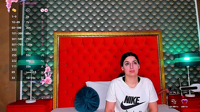 VallerieJones online show from 03.22.25