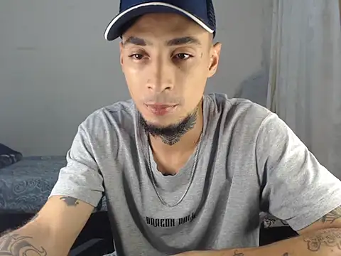 emiliano hottt online show from 03.09.25